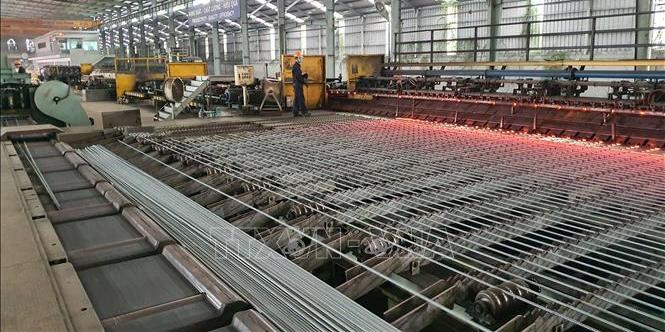 Giá thép liên tục tăng cao