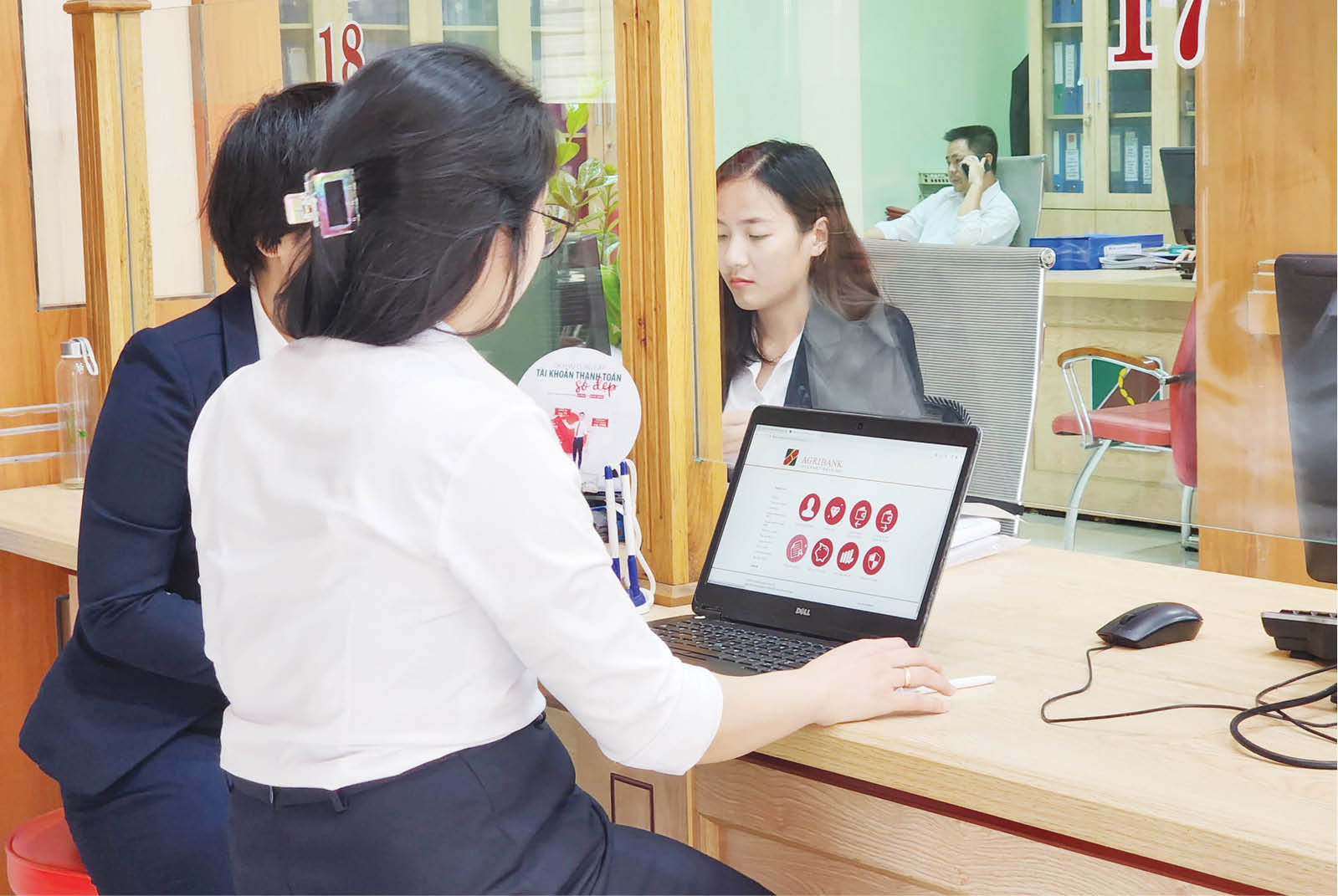 Ngân hàng giảm lãi suất cho vay