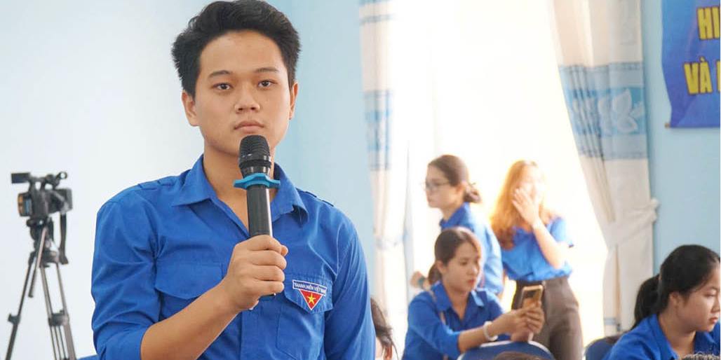 Gắn nhiệm vụ chuyên môn với hoạt động xã hội