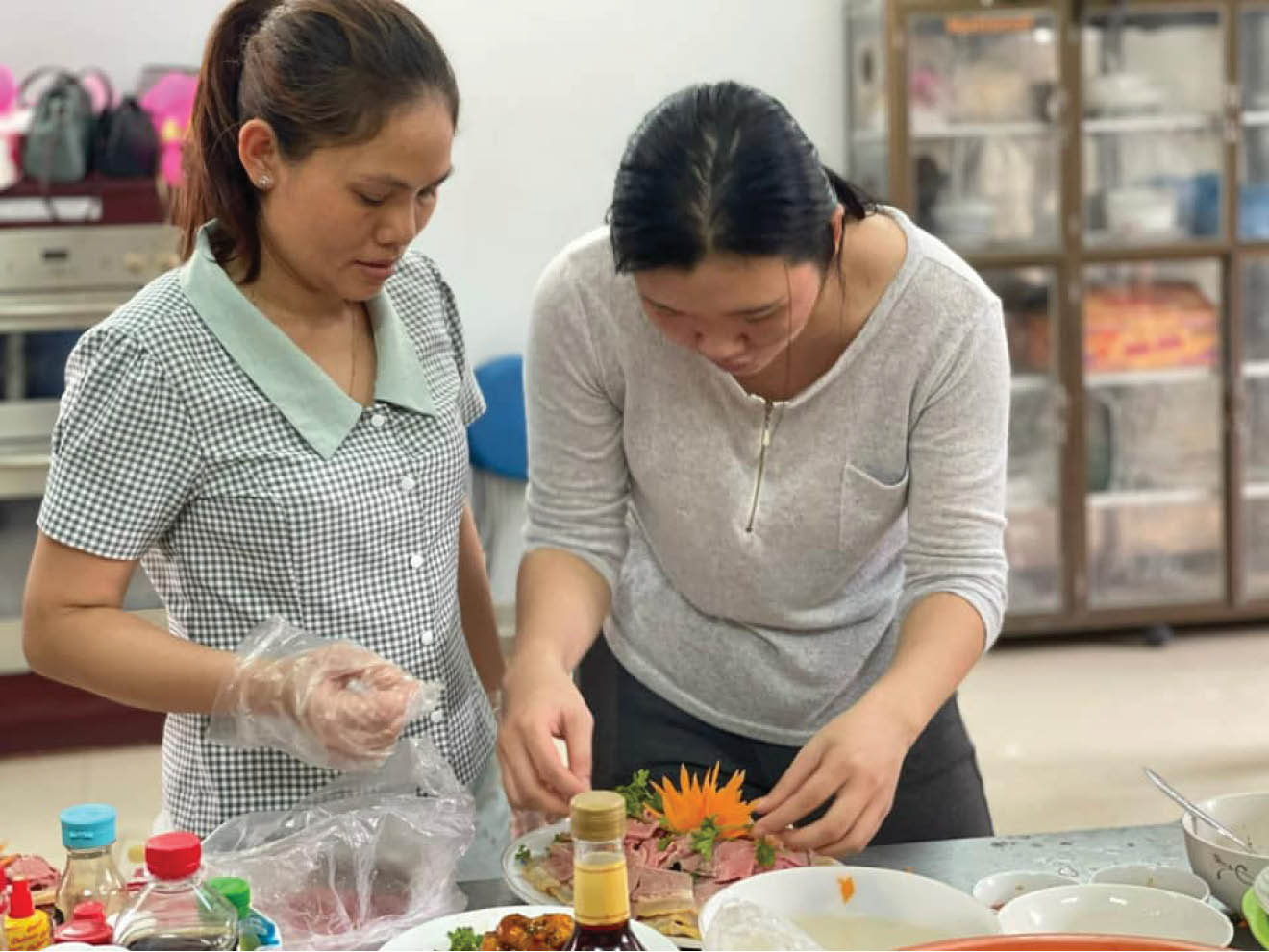 Chuyển đổi nghề nghiệp để tiếp cận việc làm