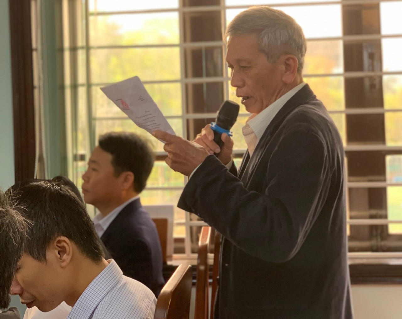 Cử tri TP Huế phản ánh về hạ tầng dân sinh và điện chiếu sáng đô thị