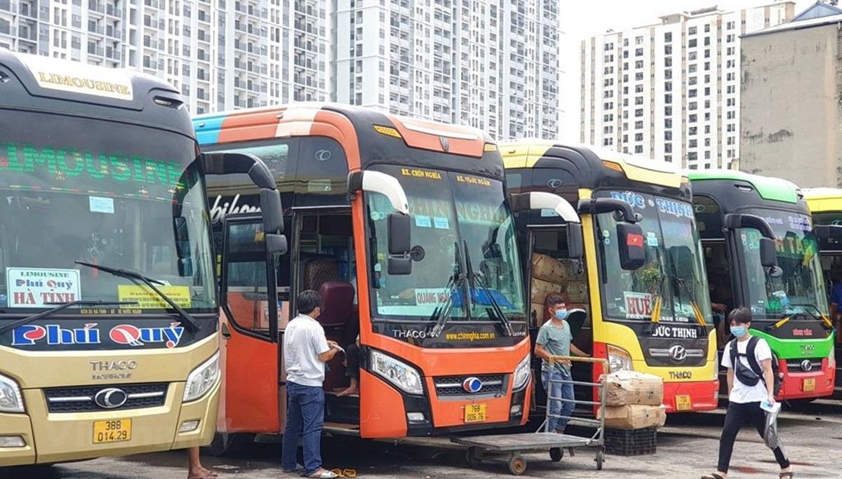 Xử lý nghiêm doanh nghiệp tuyến cố định dùng xe hợp đồng trá hình