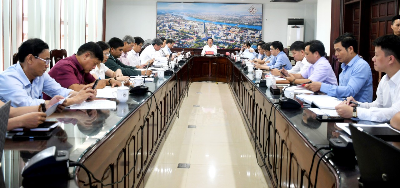 Đẩy nhanh giải phóng mặt bằng, bảo đảm tiến độ các dự án trọng điểm