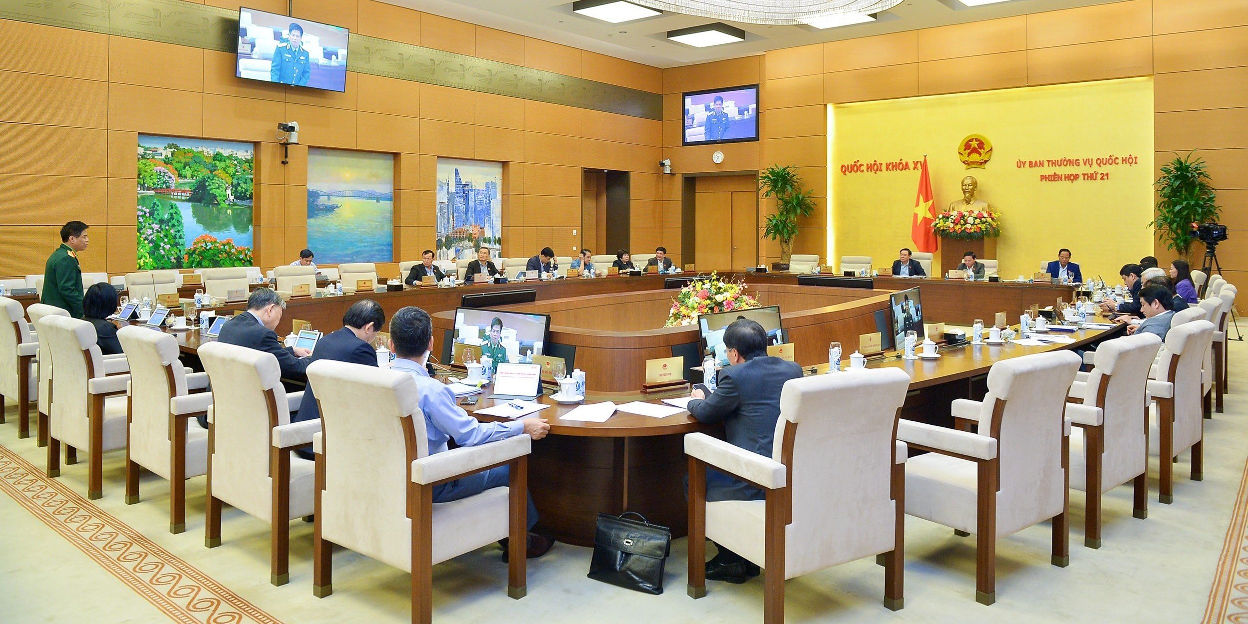 Sửa đổi, bổ sung một số điều Luật Công an Nhân dân đáp ứng yêu cầu nhiệm vụ trong tình hình mới