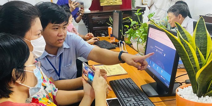 Cán bộ, công chức không tổ chức đám cưới xa hoa, lãng phí