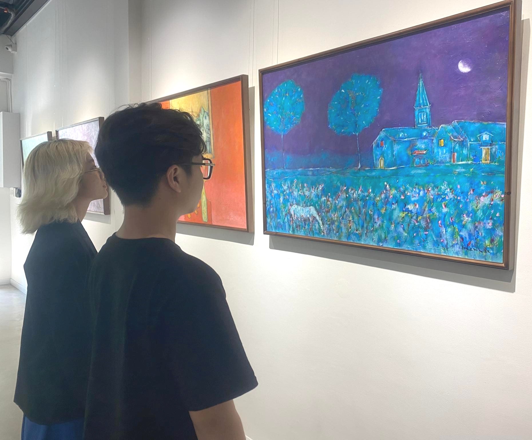 Hoạ sĩ Hoàng Đăng Khanh triển lãm tranh vẽ về Đà Lạt