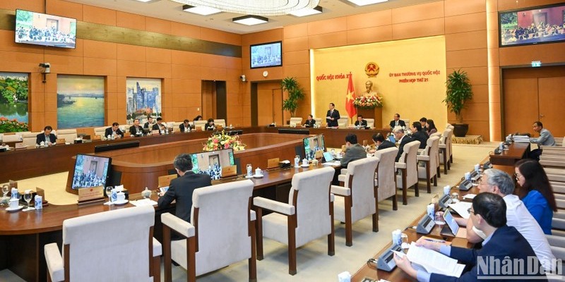 Sáng 20 3, Ủy ban Thường vụ Quốc hội chất vấn nhóm vấn đề thuộc lĩnh vực tòa án