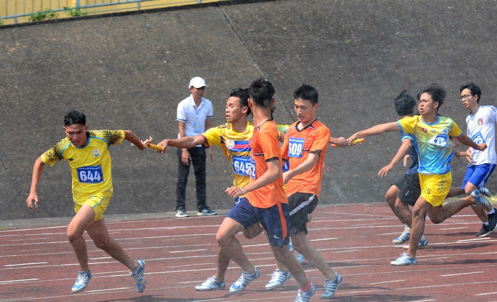 Hấp dẫn giải điền kinh học sinh phổ thông