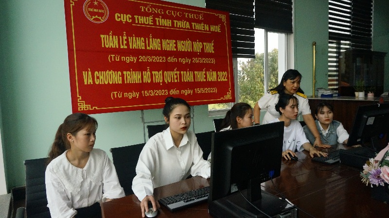 Hỗ trợ doanh nghiệp, người dân quyết toán thuế