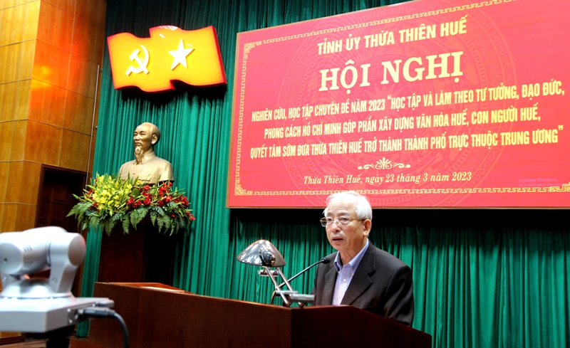 Học tập và làm theo tư tưởng, đạo đức, phong cách Hồ Chí Minh góp phần xây dựng văn hóa Huế, con người Huế