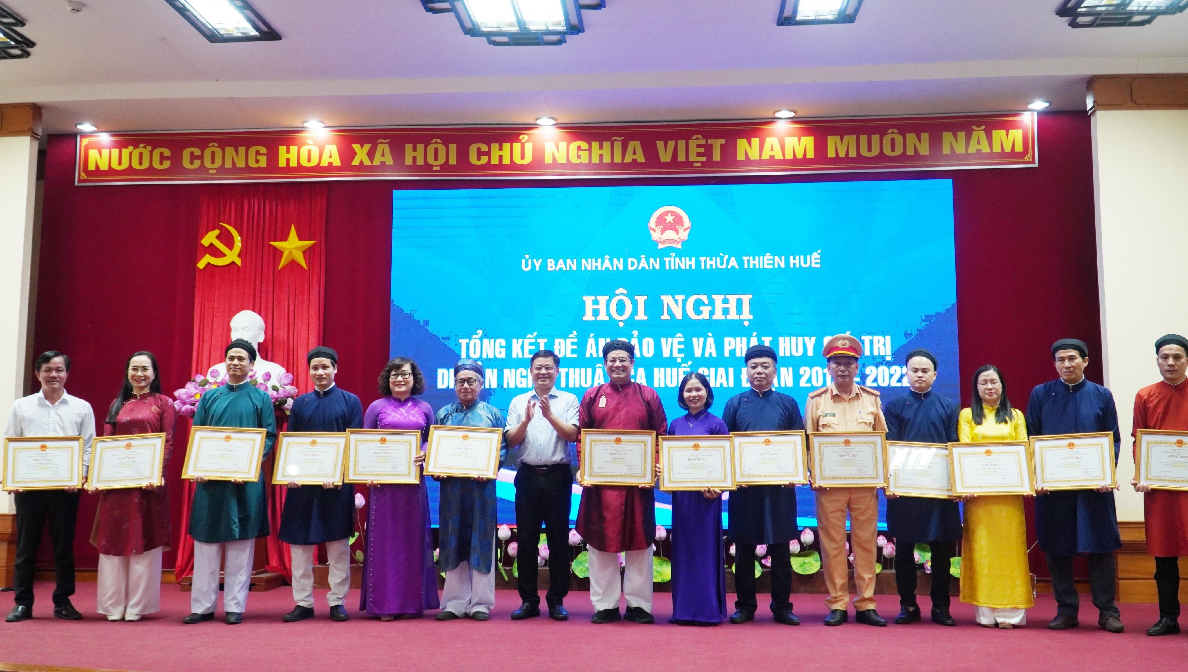 Phát huy giá trị và xây dựng Ca Huế trở thành sản phẩm đặc sắc