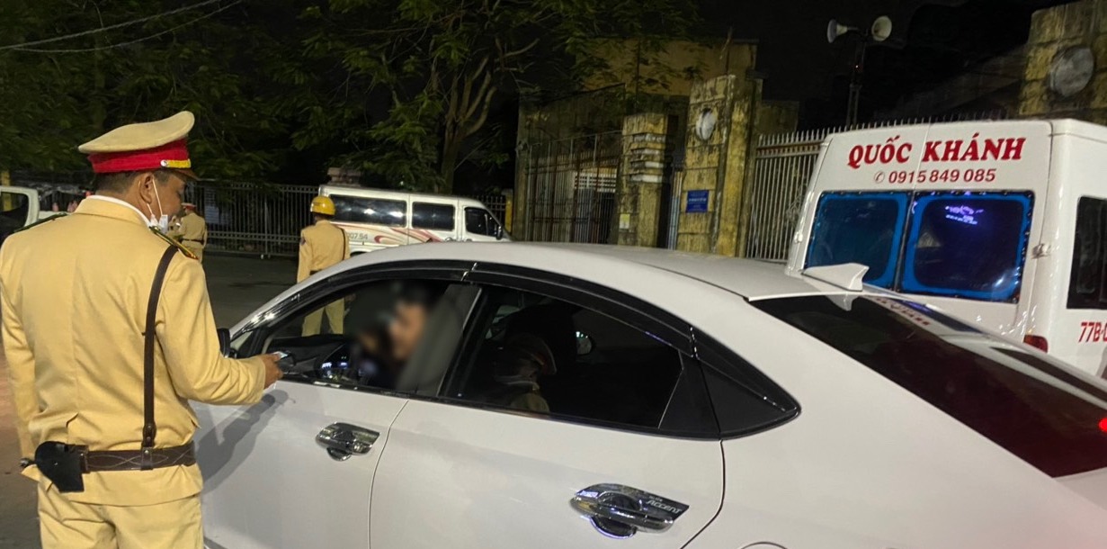 Xử lý gần 1 200 trường hợp vi phạm về nồng độ cồn