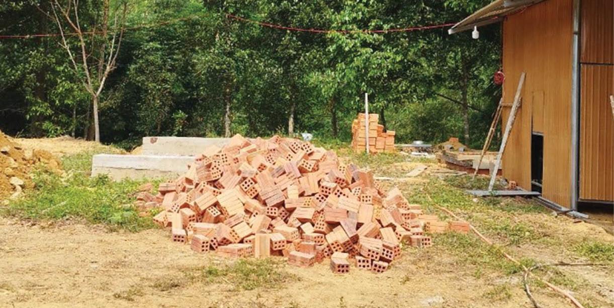 Kiểm soát các điểm thu mua keo tràm ở A Lưới