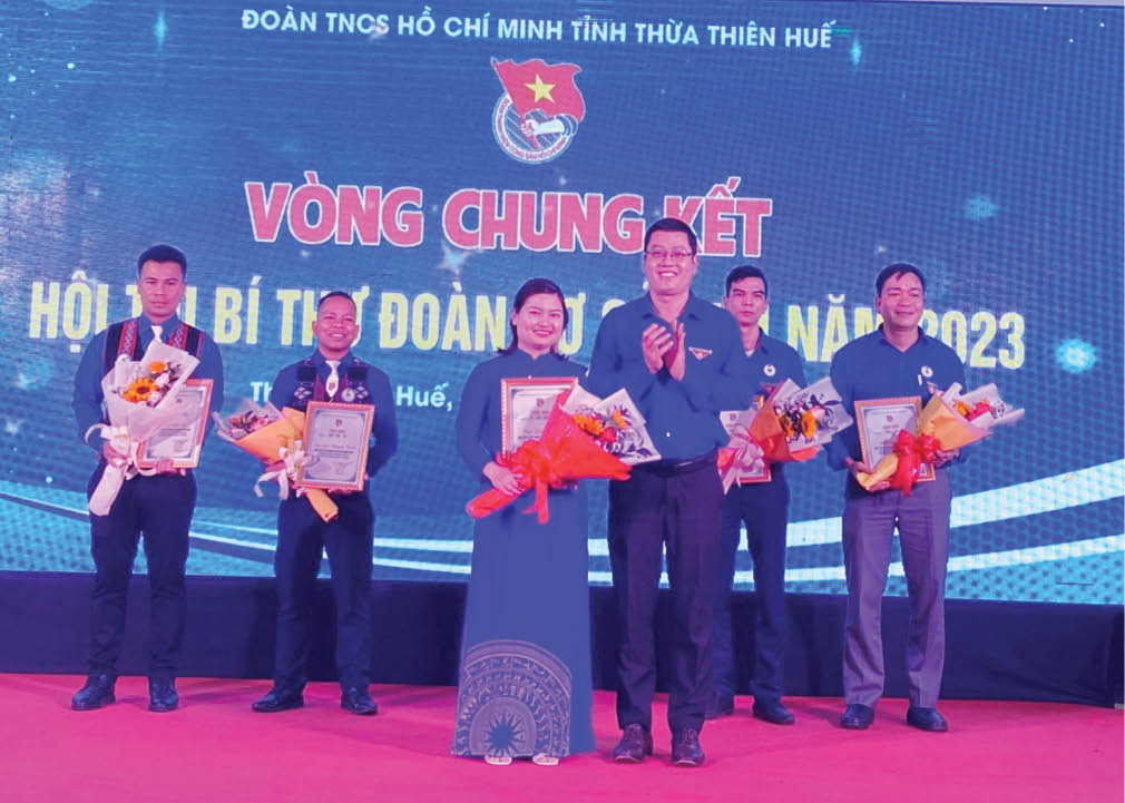 Phần thưởng dành cho nữ “thủ lĩnh” Đoàn cơ sở