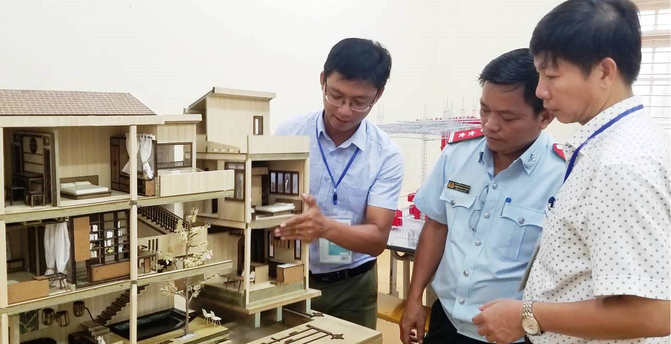 Phát triển giáo dục nghề nghiệp đáp ứng yêu cầu việc làm của xã hội