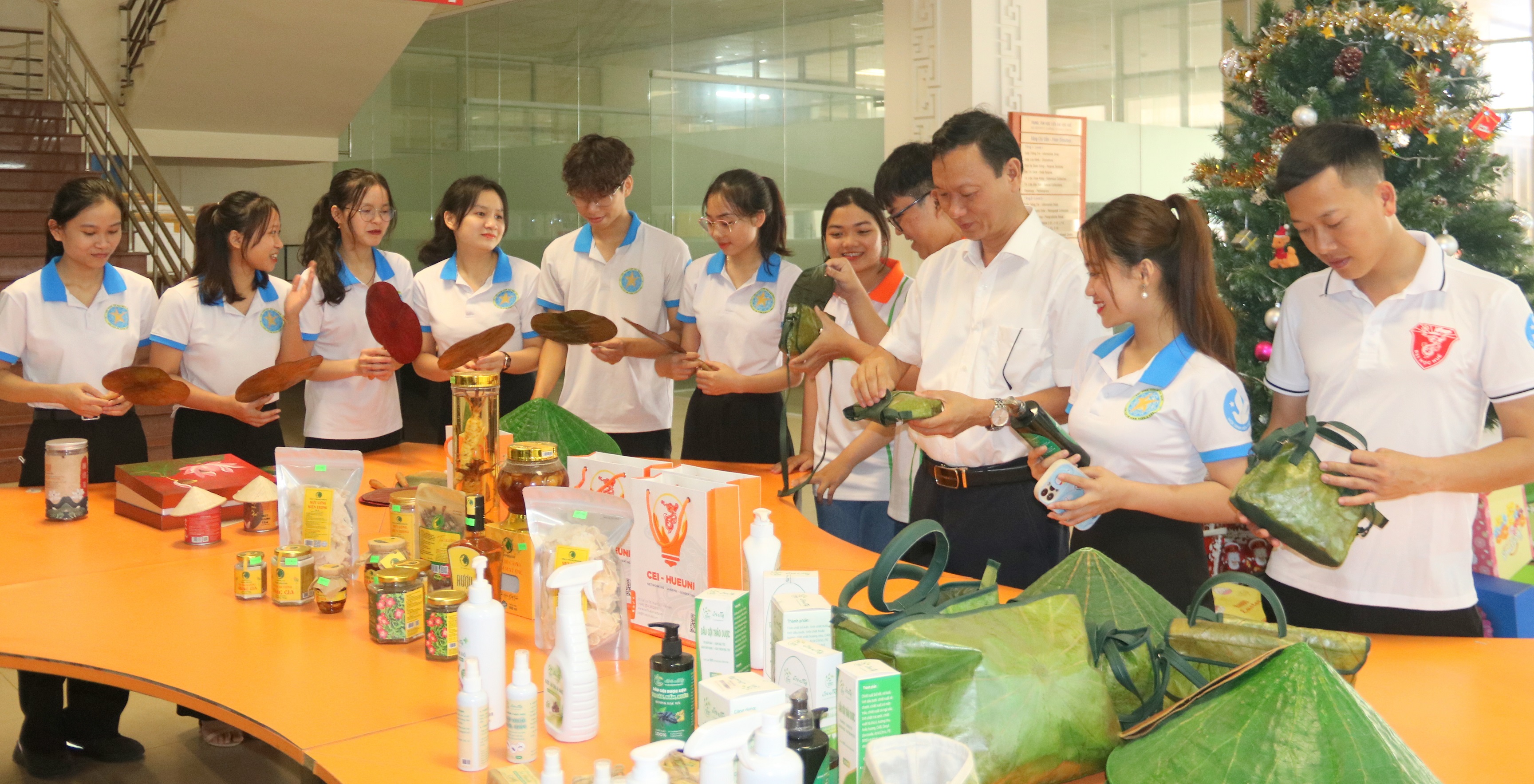 Phát triển và hỗ trợ thương mại hoá các sản phẩm tiềm năng