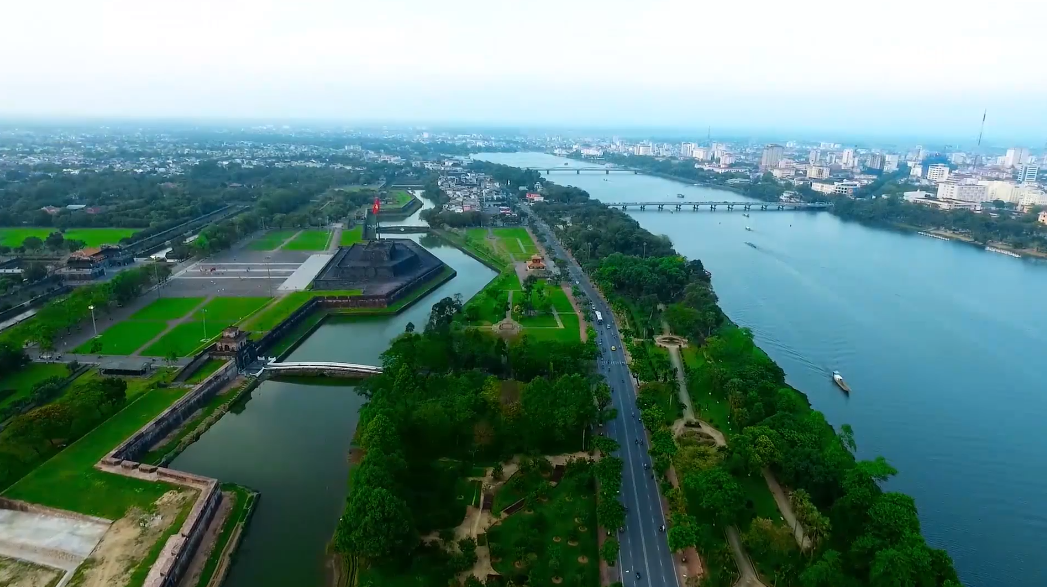 Để phát huy hết tiềm năng du lịch đường sông