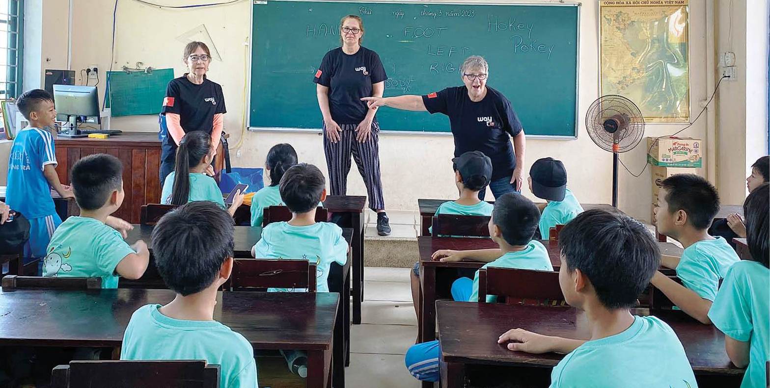 Lan tỏa yêu thương với du lịch thiện nguyện