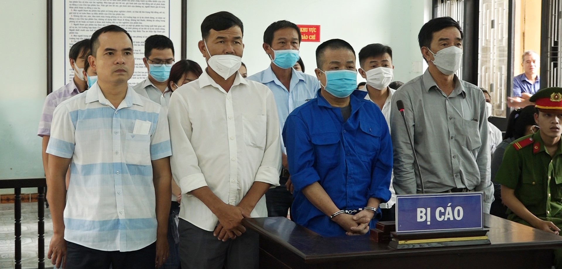 Bộ sậu mua bán trái phép hóa đơn và trốn thuế lĩnh án