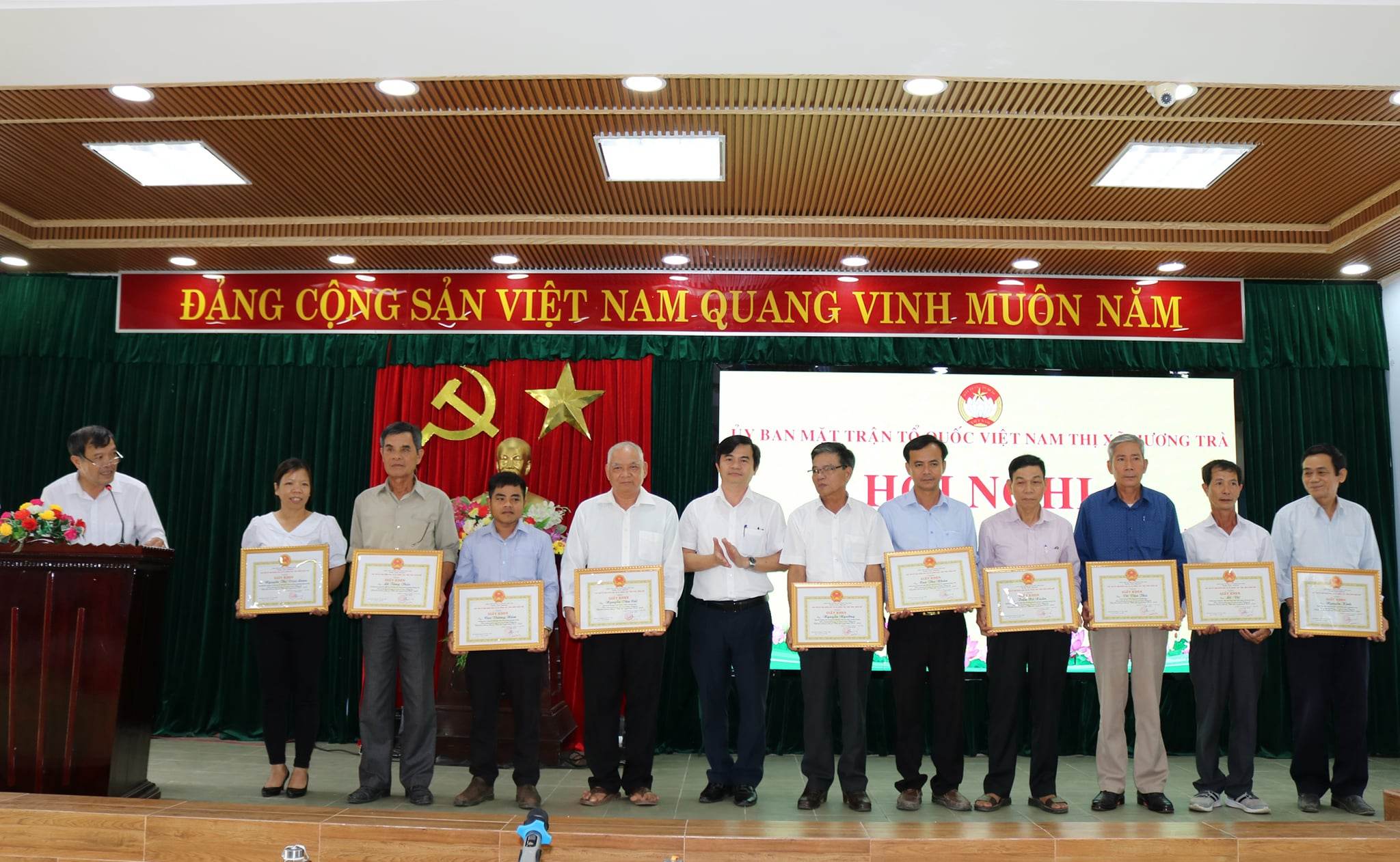 Hương Trà Hỗ trợ xây dựng, sửa chữa gần 400 ngôi nhà đại đoàn kết