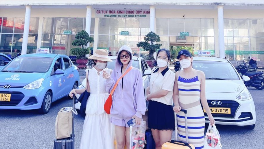 Mở bán vé tàu khách trên các tuyến vận tải đến các địa điểm du lịch cả nước