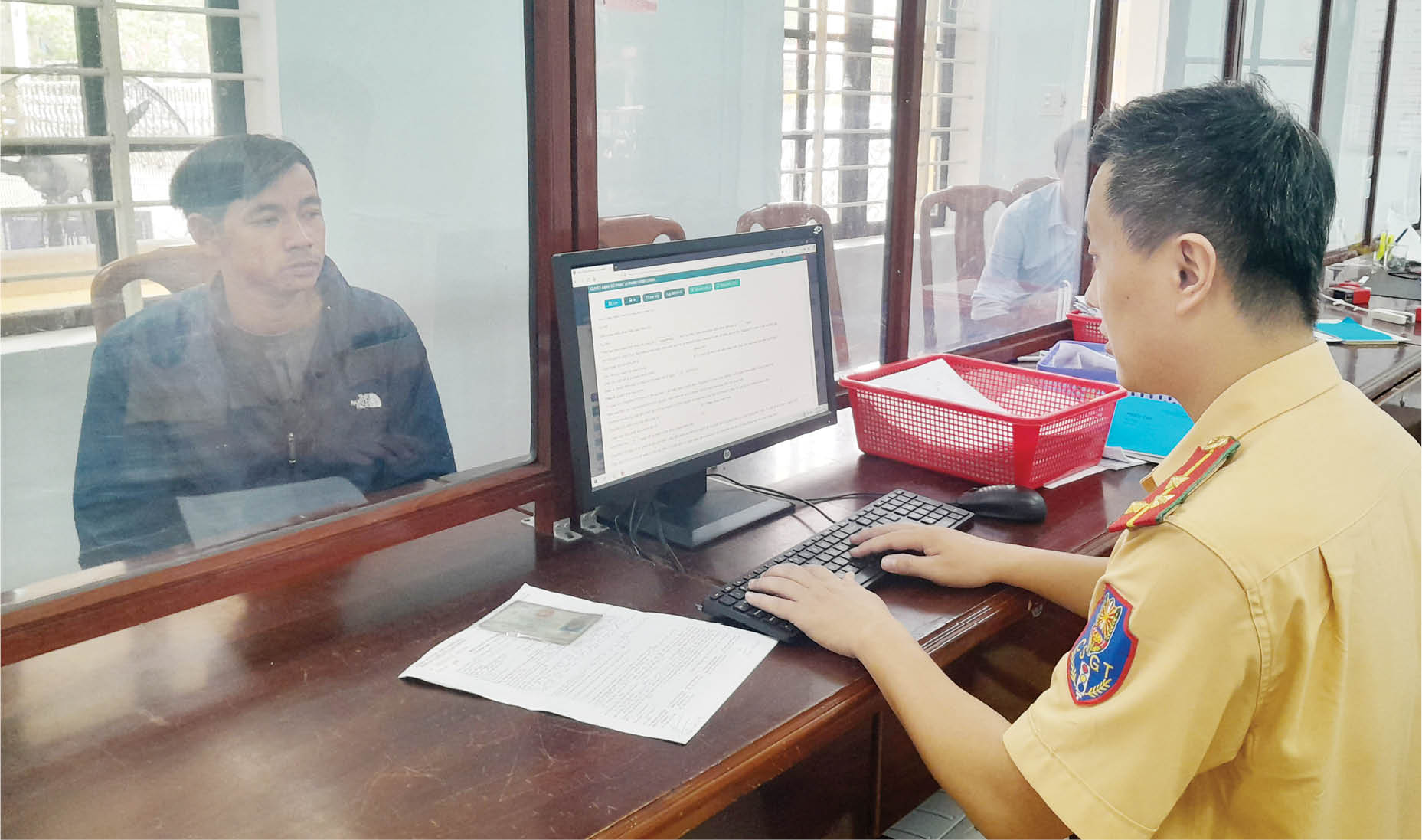 Dịch vụ công trực tuyến trong đảm bảo trật tự giao thông Nhanh chóng, thuận tiện