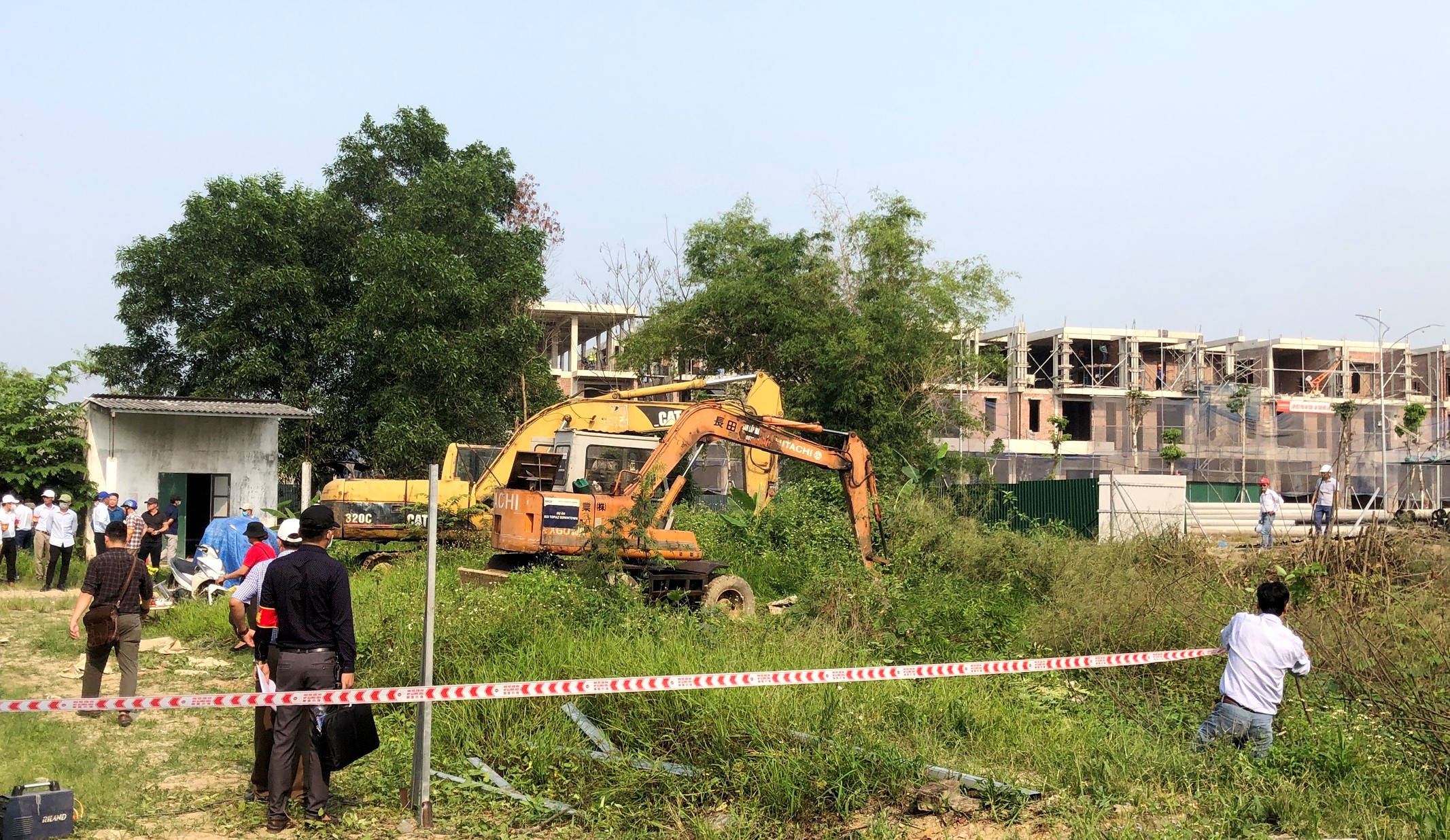 Cưỡng chế thu hồi đất một số trường hợp thuộc dự án CTR11, CTR12 - khu đô thị mới An Vân Dương