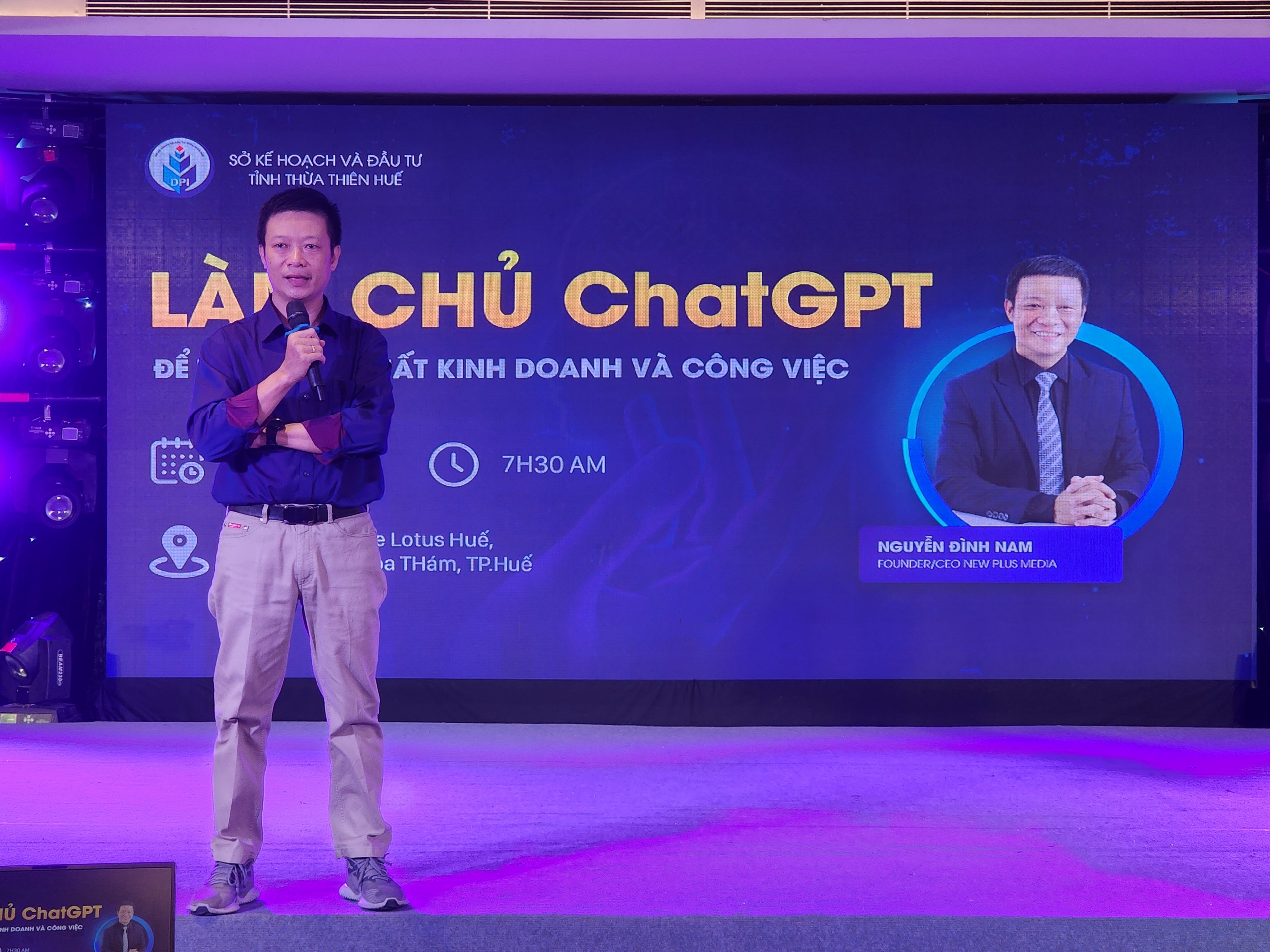 Làm chủ ChatGPT để tăng hiệu suất kinh doanh và công việc