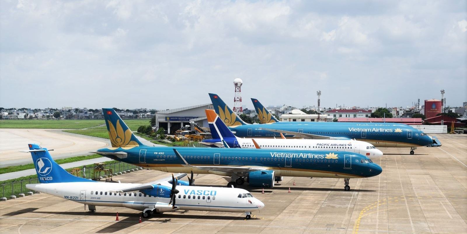 Tăng chuyến bay, hạn chế chậm hủy chuyến dịp nghỉ lễ 30 4 - 1 5