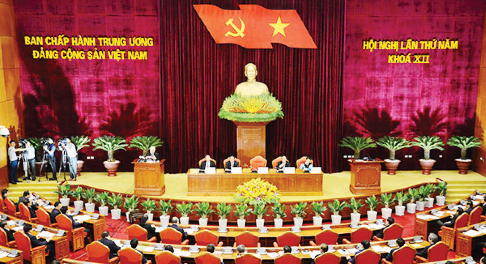 Trách nhiệm người đứng đầu trong công tác cán bộ