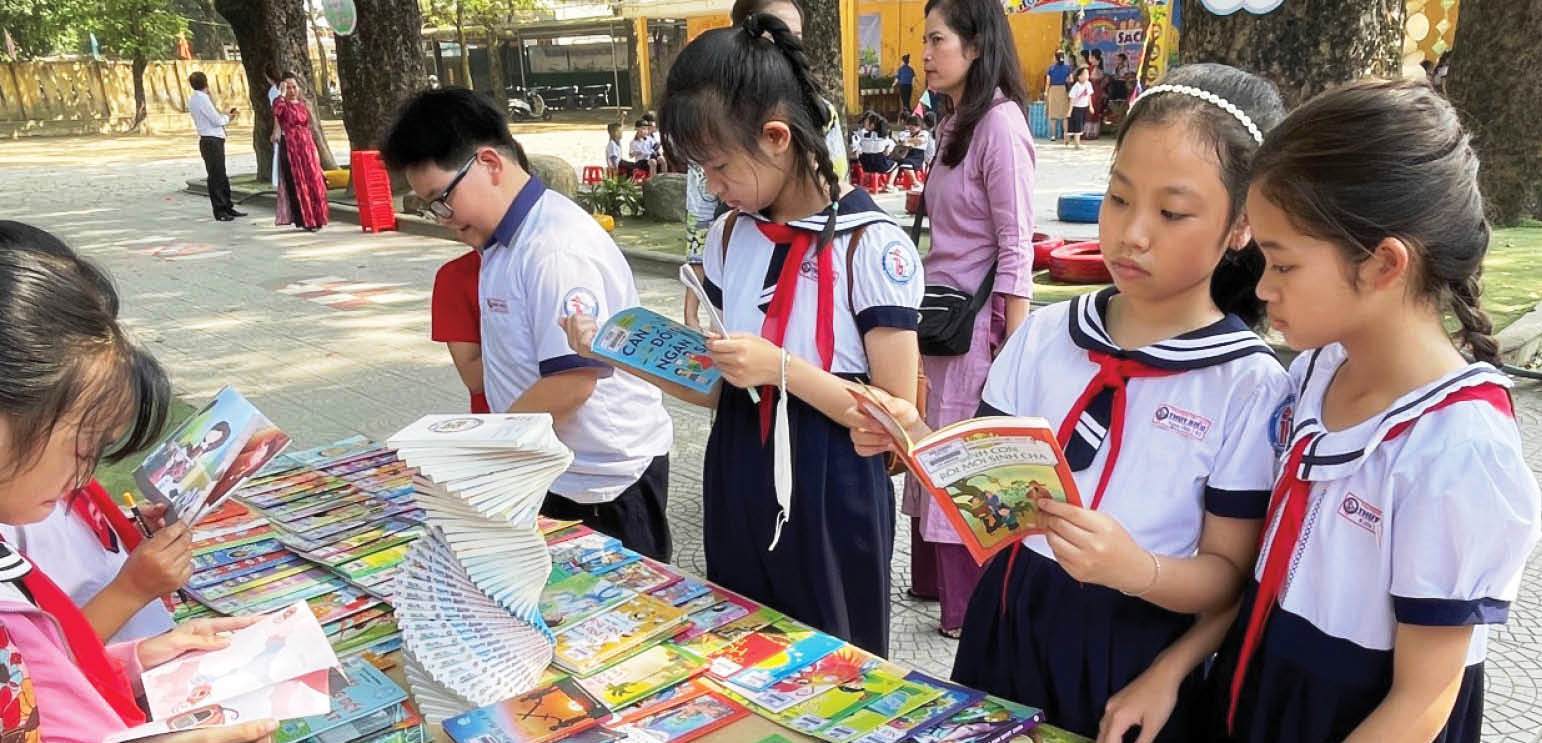 Khi sách có mặt khắp nơi trong trường học