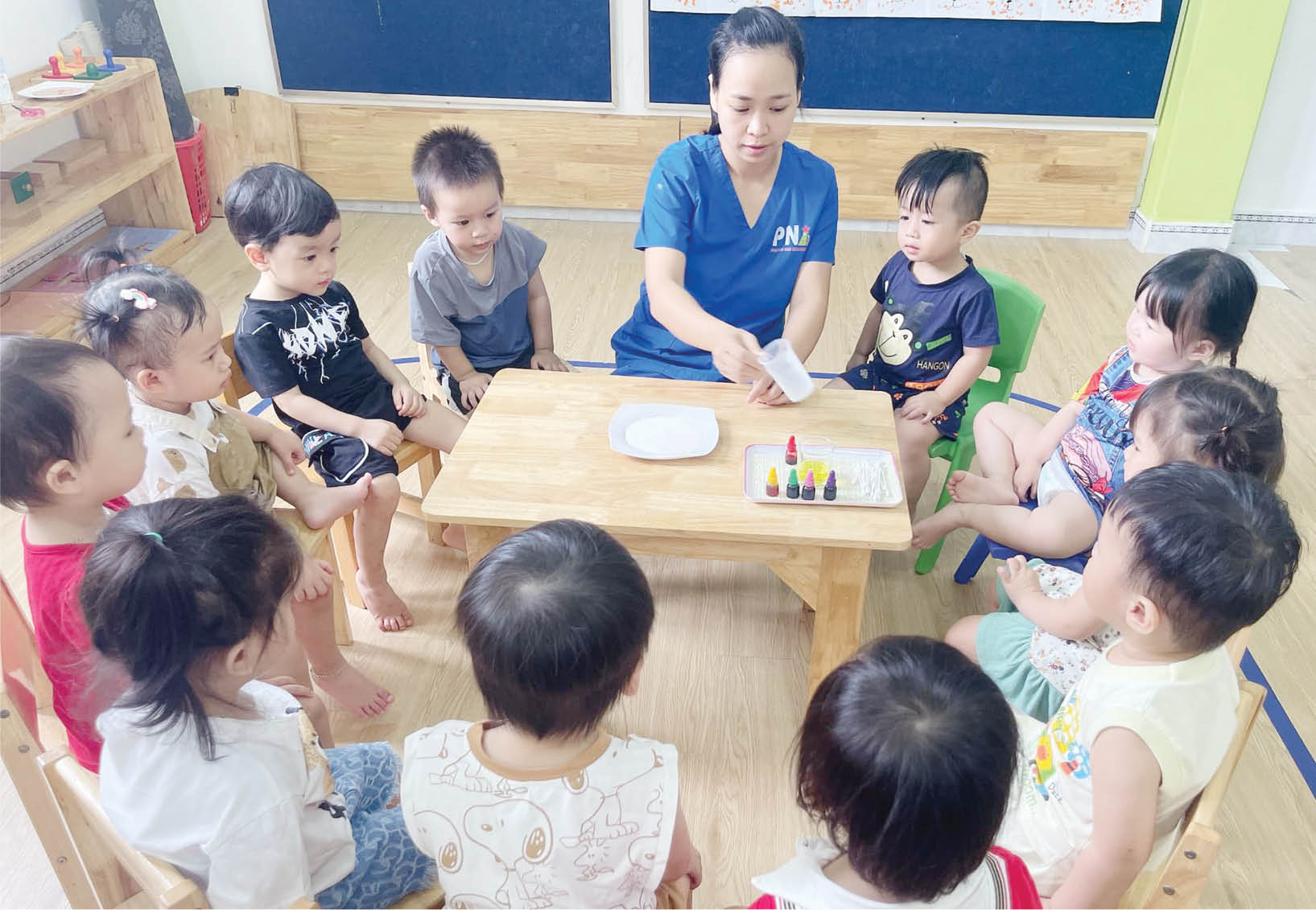 Khó tuyển giáo viên mầm non