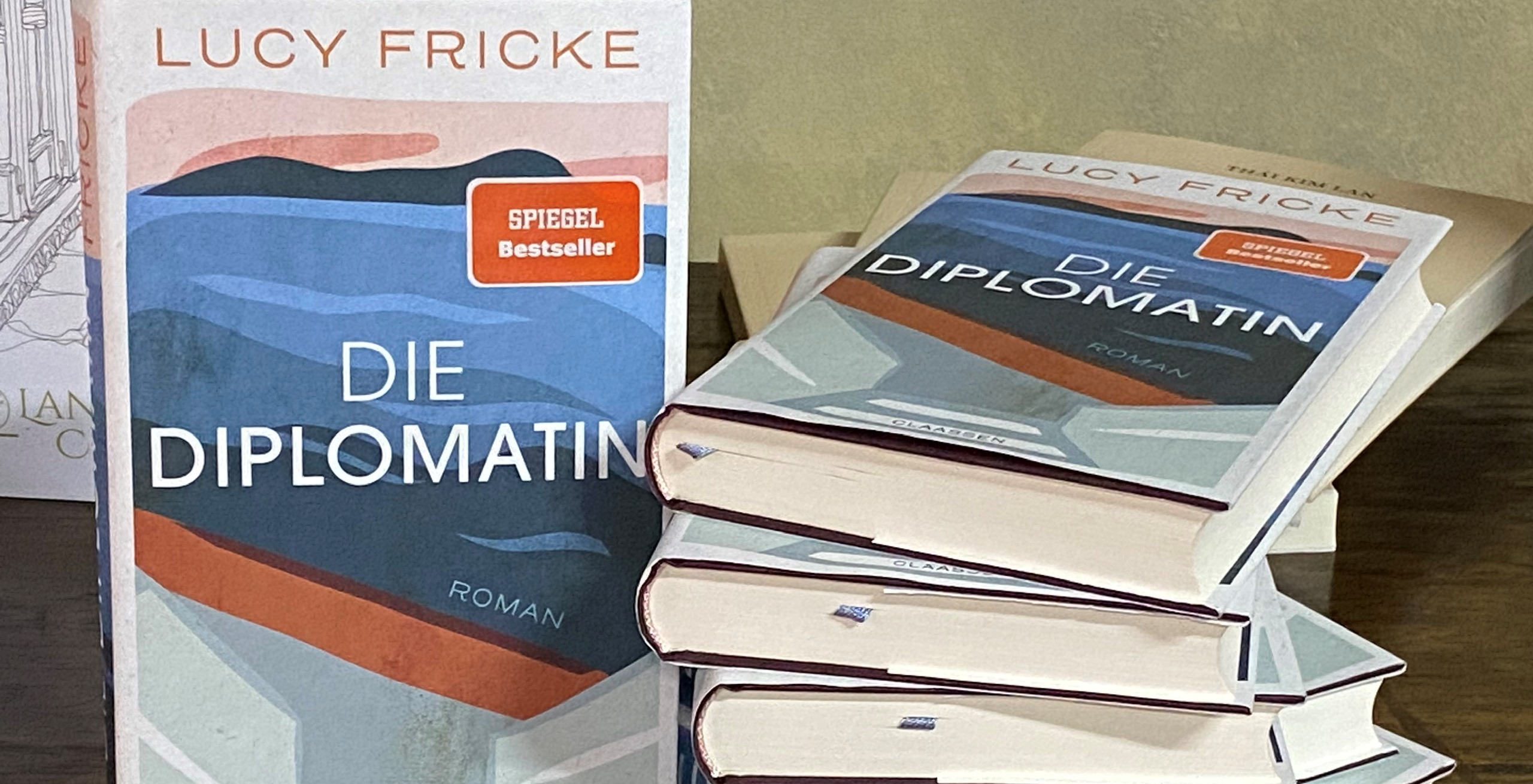 Giới thiệu tác phẩm “Nhà nữ ngoại giao” của nữ văn sĩ người Đức Lucy Fricke