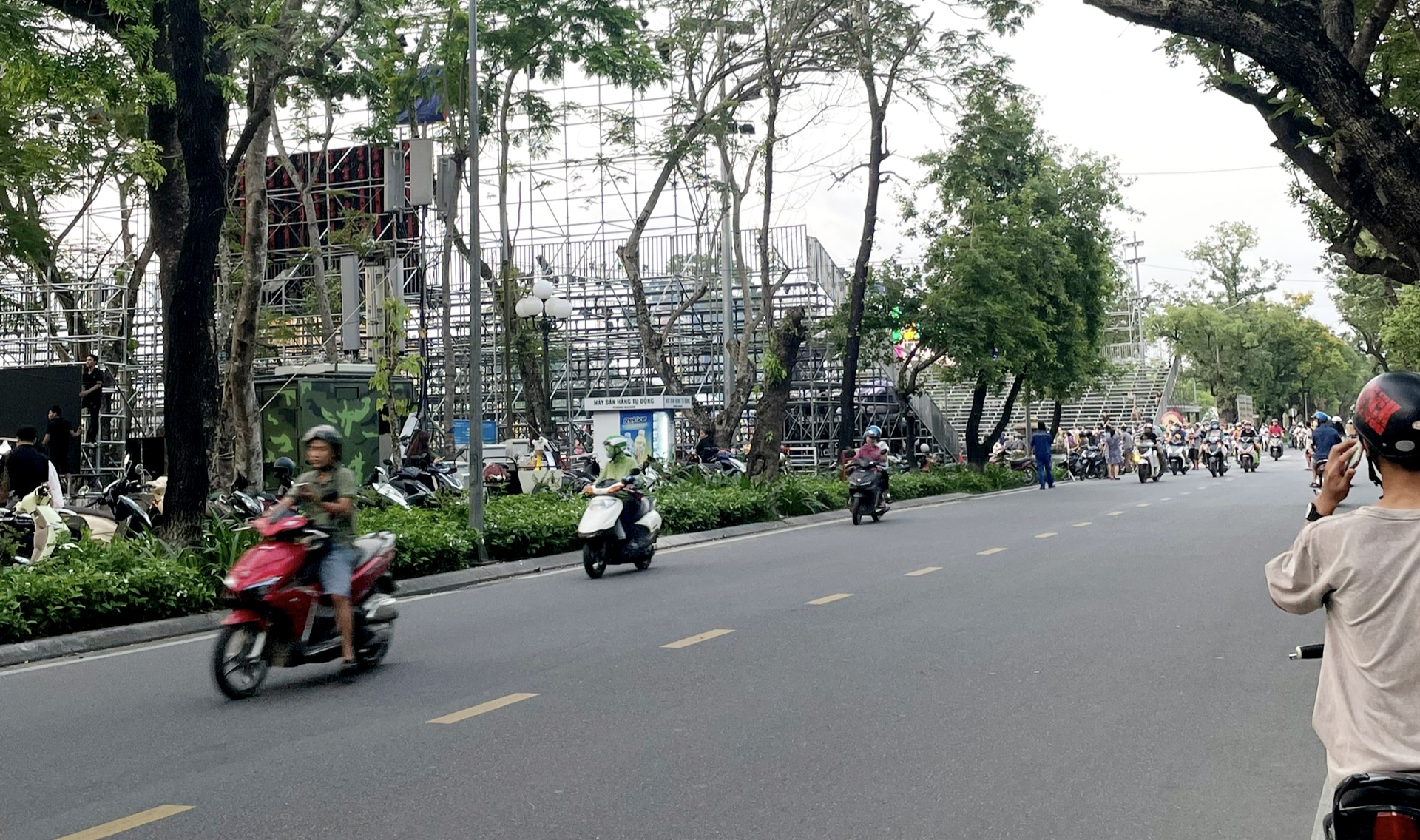 Phân luồng giao thông phục vụ các hoạt động tại Festival Nghề truyền thống Huế 2023