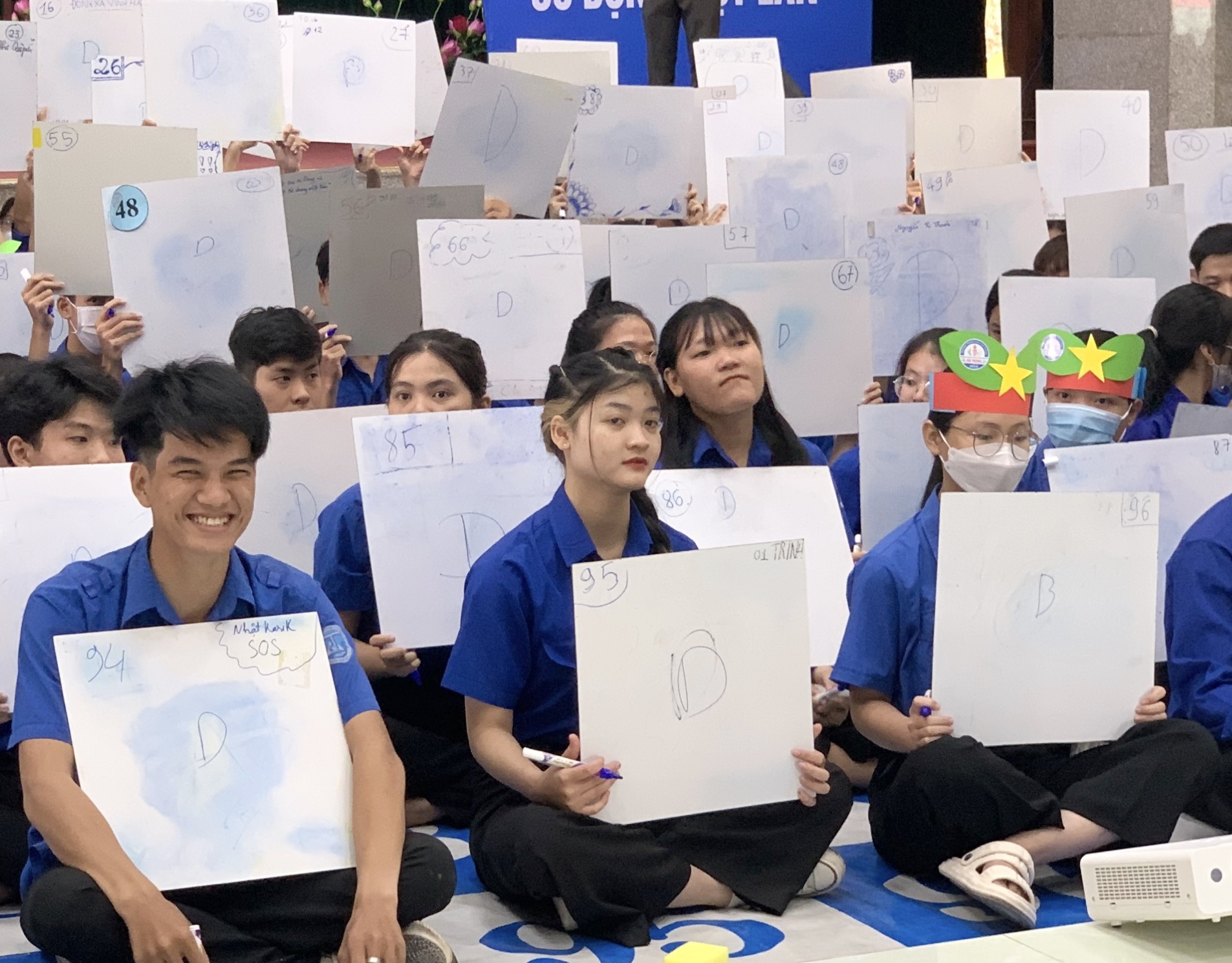 Đoàn viên, thanh niên “Nói không với túi ni lông và sản phẩm nhựa sử dụng một lần”