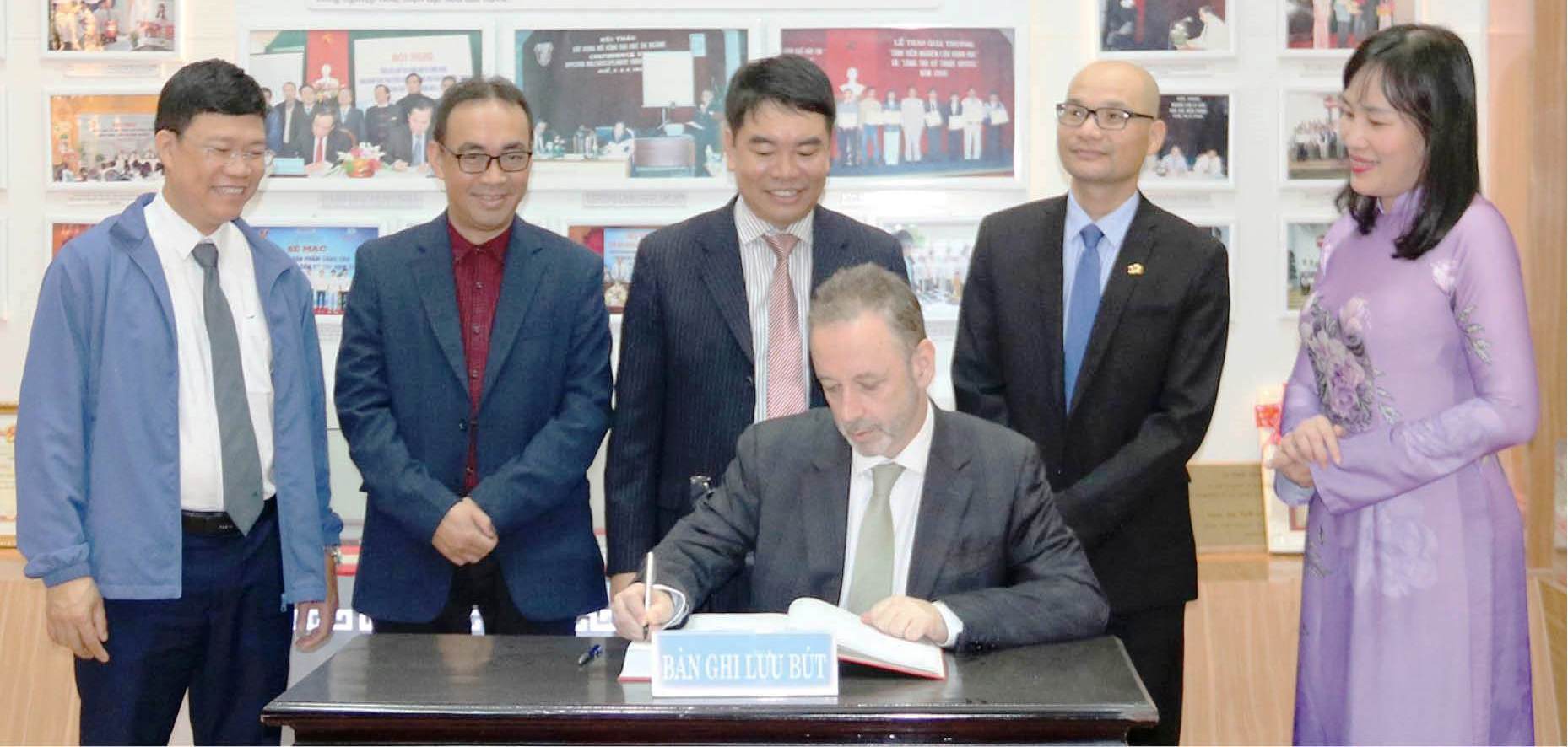 Khẳng định vị thế trên trường quốc tế