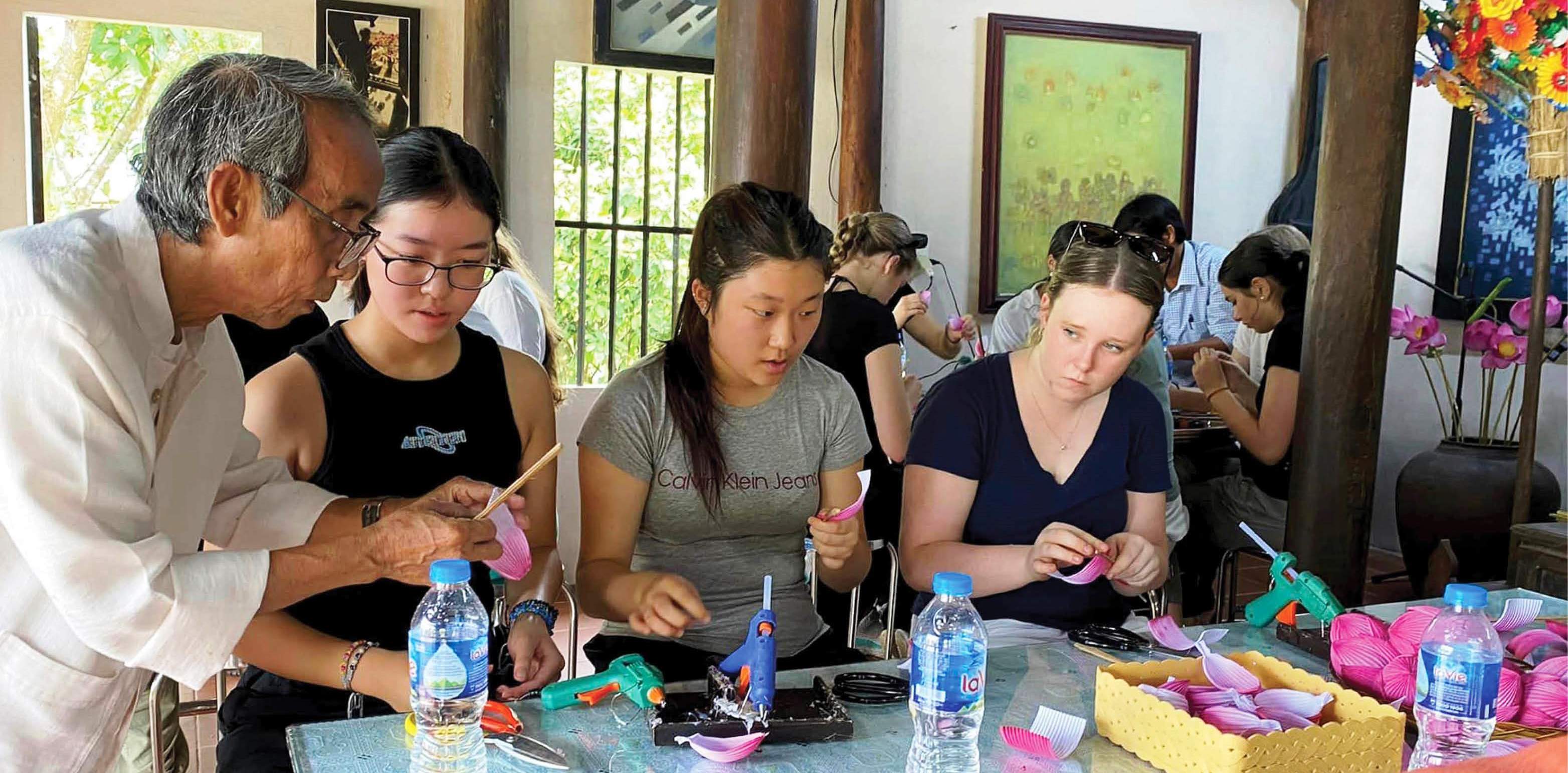 Phát triển kinh tế từ làng nghề