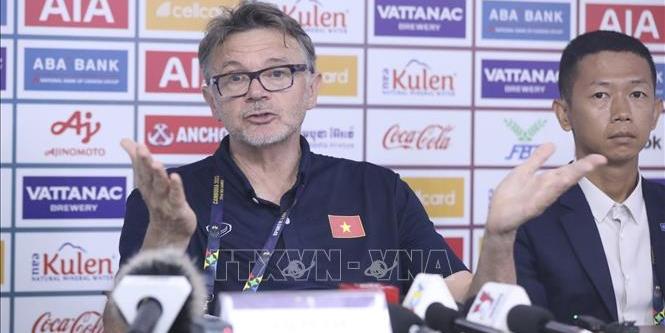 SEA Games 32 HLV Troussier hài lòng với chiến thắng của U22 Việt Nam