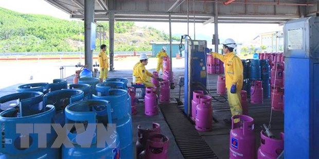 Giá gas bán lẻ trong nước tăng nhẹ từ ngày 1 5