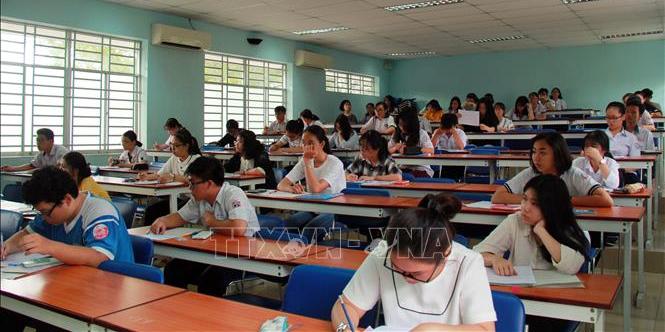 Đồng bộ hệ thống pháp luật để tự chủ đại học không còn là “tự lo”