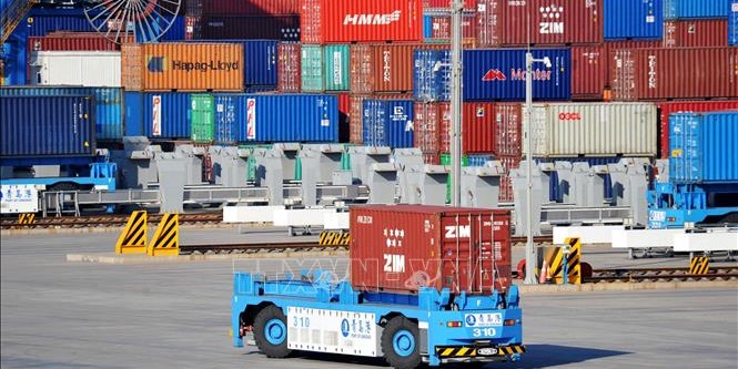 IMF nâng dự báo và cảnh báo những rủi ro đối với kinh tế châu Á