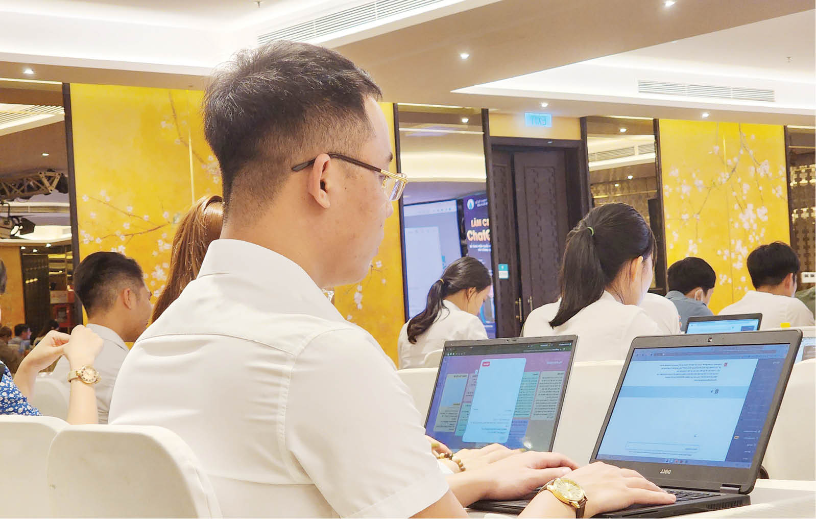 Cùng doanh nghiệp “bắt trend” trong kinh doanh