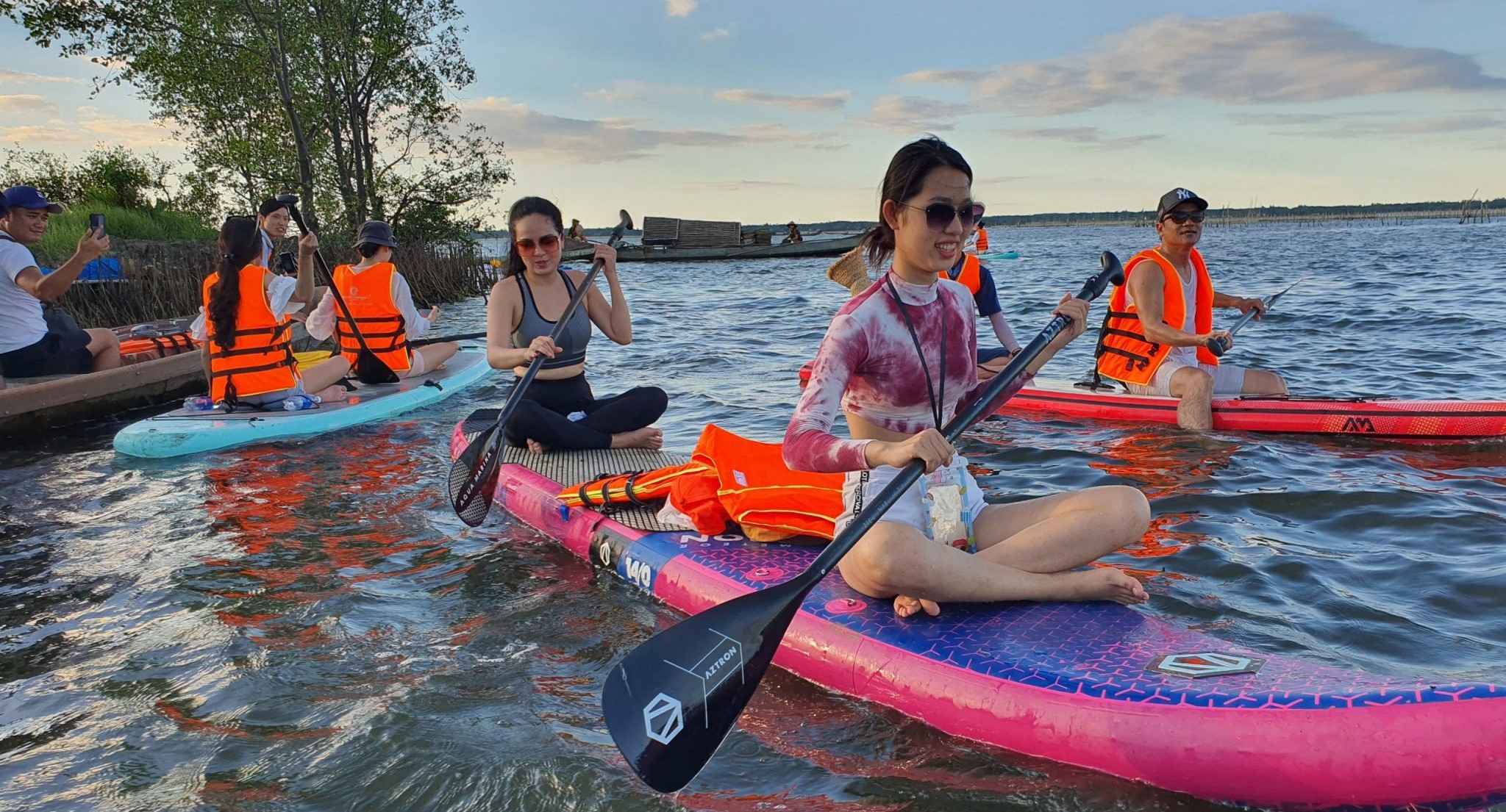 Công nhận điểm du lịch cộng đồng Ngư Mỹ Thạnh và Mây tre đan Bao La