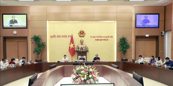 Khắc phục tình trạng cán bộ đùn đẩy, né tránh, sợ trách nhiệm