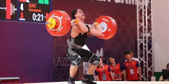 SEA Games 32 Đô cử Nguyễn Quốc Toàn giành HCV, phá 3 kỷ lục đại hội