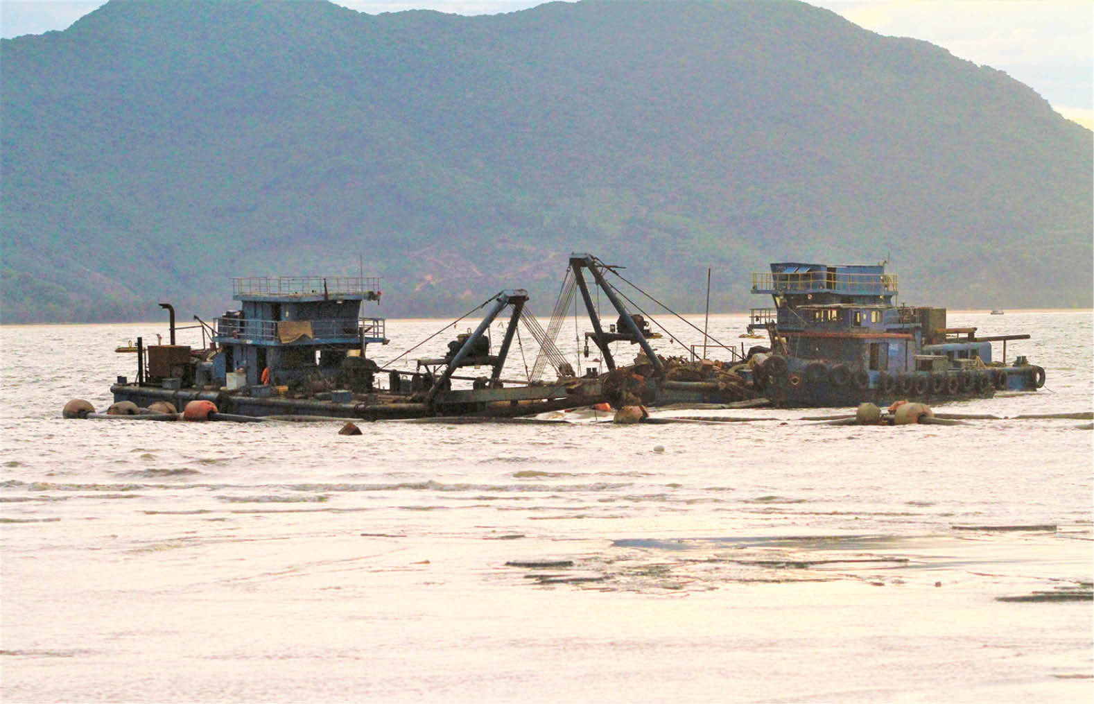 Nhận chìm chất nạo vét Các hoạt động phải được giám sát chặt chẽ