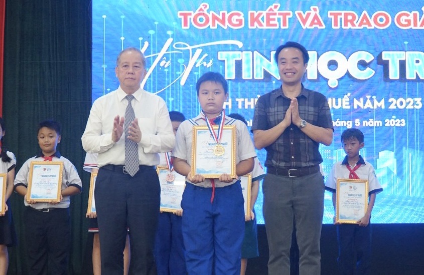 Sôi nổi hội thi tin học trẻ năm 2023