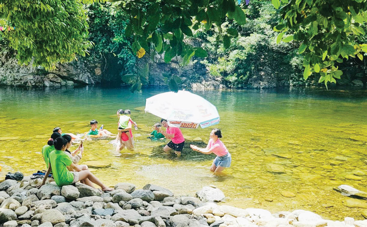 A Lưới - ngày trở lại