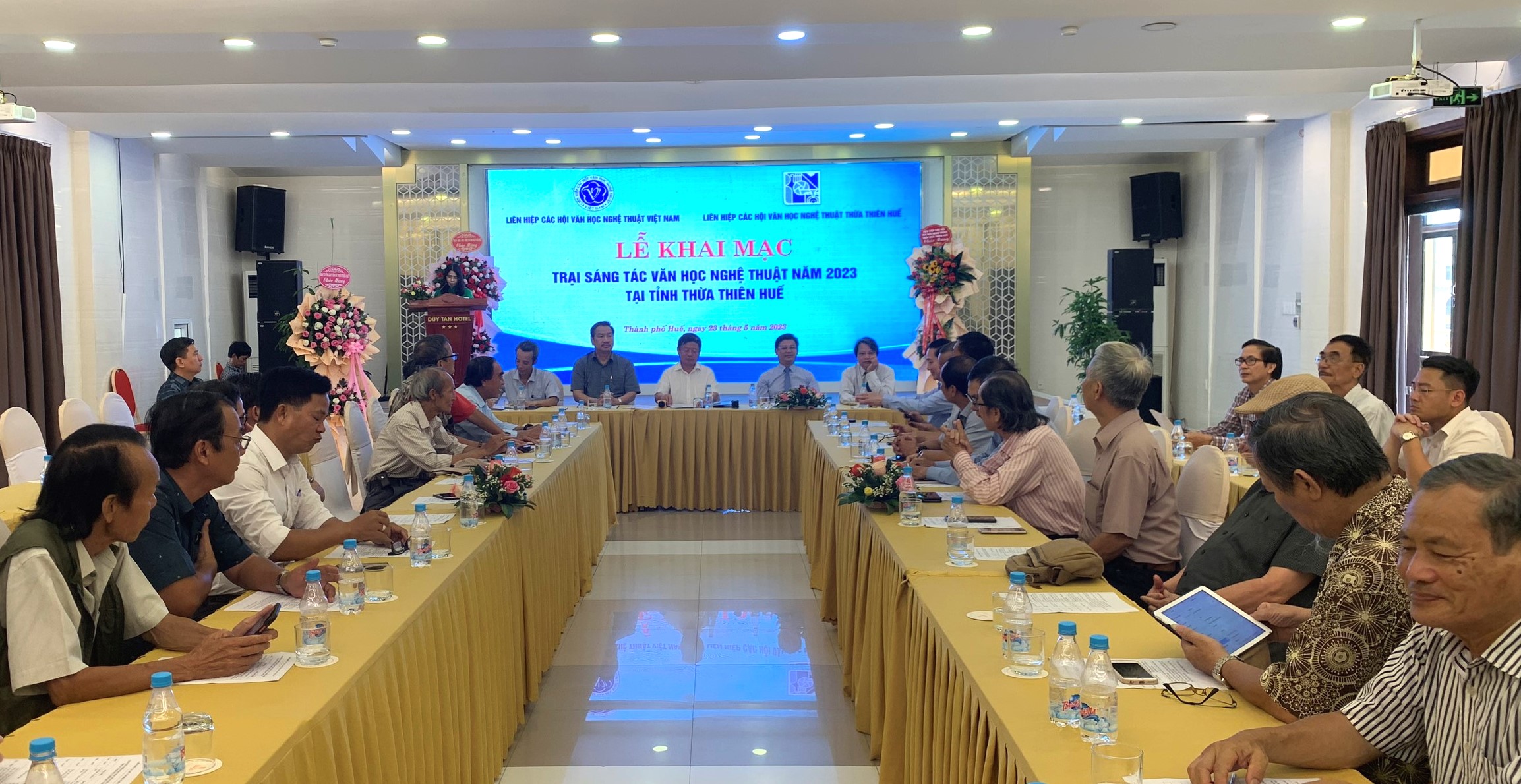 Khai mạc trại sáng tác “Bài ca thống nhất non sông”