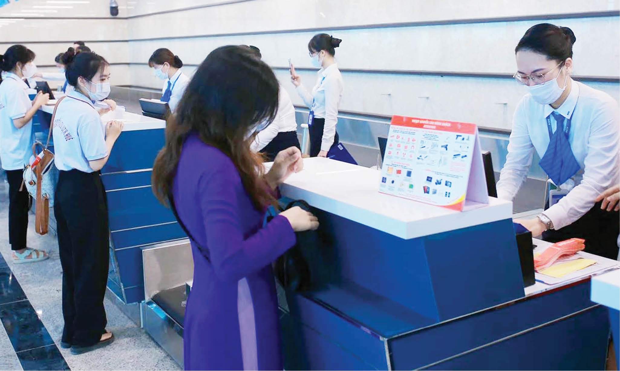 Hợp lực để mở đường bay mới